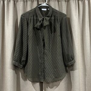New York & Company Dark Green Patterned Blouse